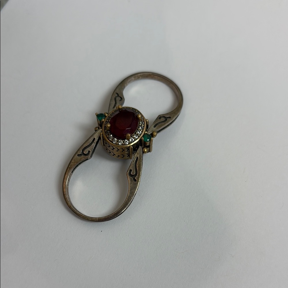 Reversible 925 Ruby and Emerald ring
